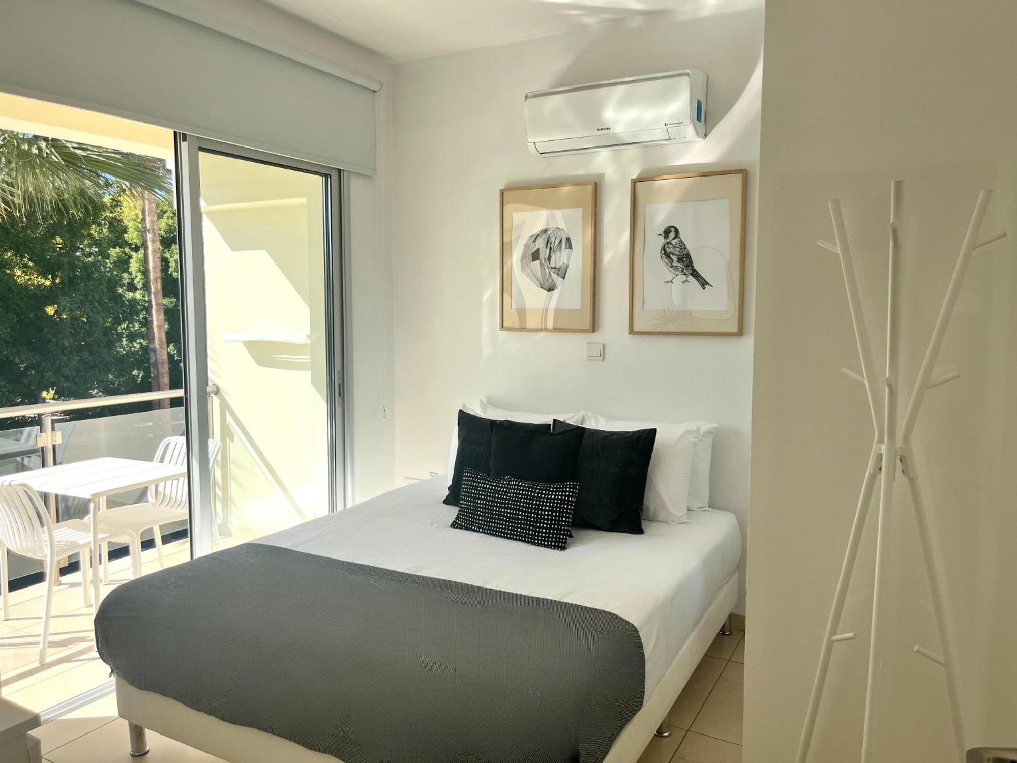 Phaedrus Living Constantinos Seaview Residence Paphos Exterior photo